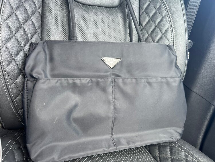 プラダ  （ブランドバッグ）の商品画像 - 査定依頼日：2025年5月31日 - 最高査定価格：50,000円