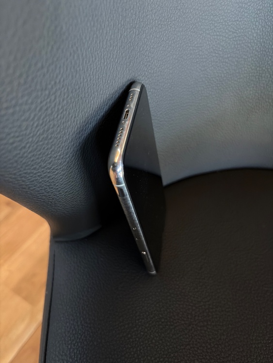 iPhone11（スマホ）の商品画像 - 査定依頼日：2026年7月20日 - 最高査定価格：19,500円