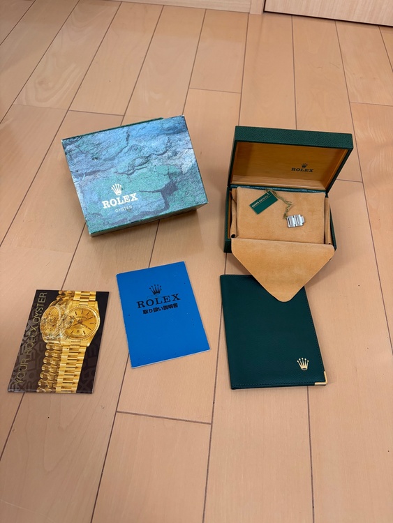 ロレックス デイトナ 1652（高級時計）の商品画像 - 査定依頼日：2025年12月22日 - 最高査定価格：4,200,000円