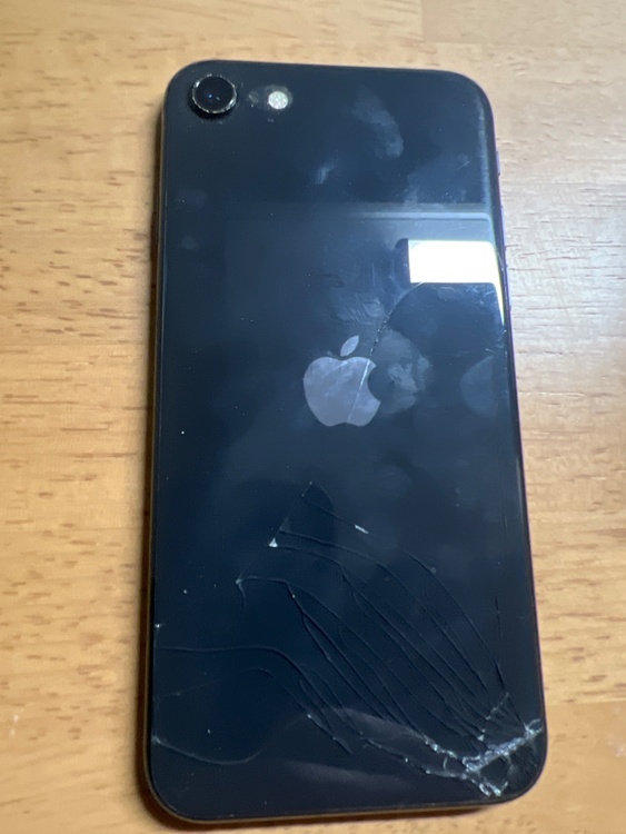 iPhone SE (第 2 世代) 256GB SIMフリー（スマホ）の商品画像 - 査定依頼日：2026年3月8日 - 最高査定価格：7,000円