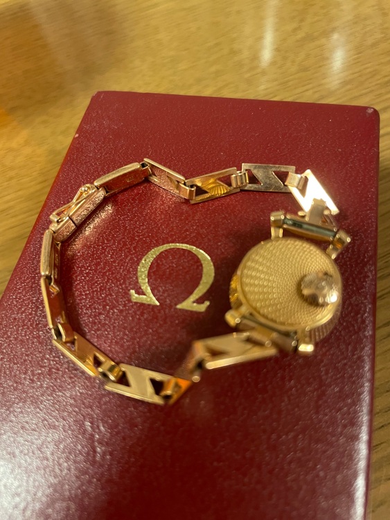 オメガ その他 （高級時計）の商品画像 - 査定依頼日：2025年8月23日 - 最高査定価格：550,000円