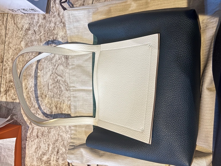 カバセリエ31（ブランドバッグ）の商品画像 - 査定依頼日：2026年1月14日 - 最高査定価格：330,000円