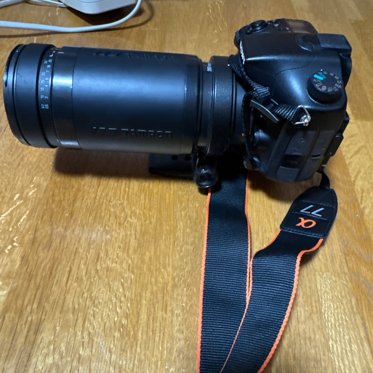 SLT-A77V（カメラ）の商品画像 - 査定依頼日：2025年11月14日 - 最高査定価格：12,000円