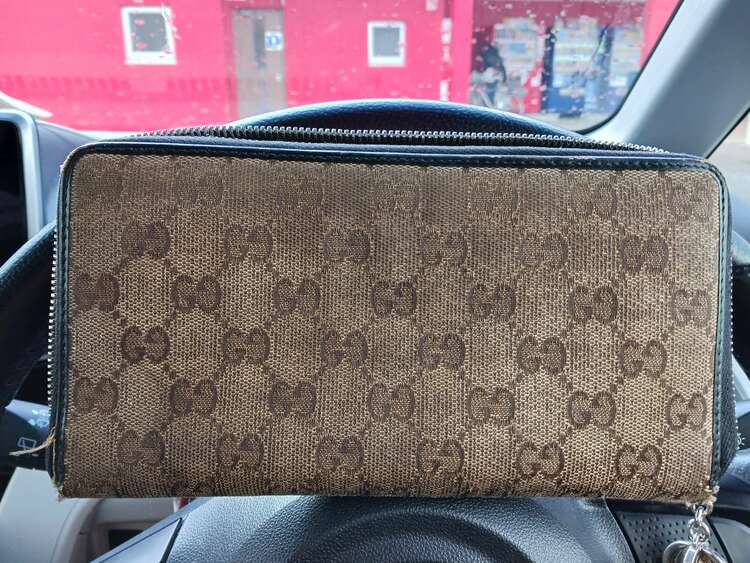 グッチ  （ブランドバッグ）の商品画像 - 査定依頼日：2025年2月17日 - 最高査定価格：1,000円