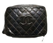 グレー　リザード　チェーンショルダー（ブランドバッグ）の商品画像 - 査定依頼日：2026年3月23日 - 最高査定価格：130,000円