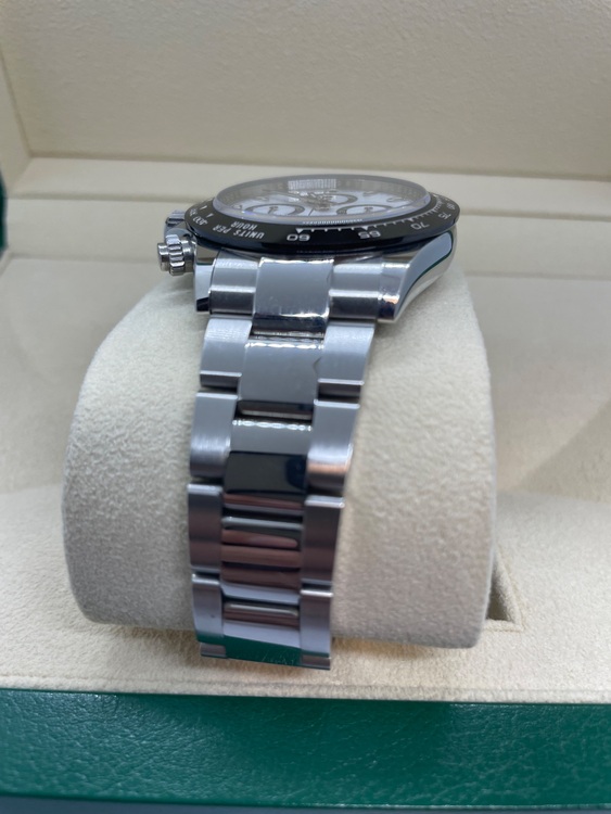 ロレックス デイトナ 116500lm（高級時計）の商品画像 - 査定依頼日：2025年6月18日 - 最高査定価格：4,120,000円