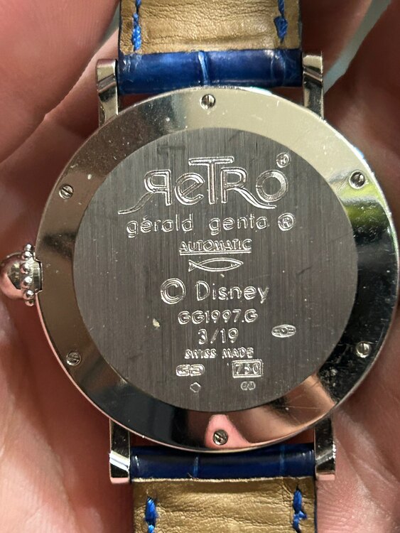 ディズニーコラボ時計（高級時計）の商品画像 - 査定依頼日：2025年5月12日 - 最高査定価格：1,000,000円