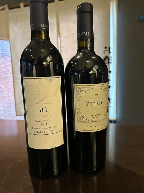 ウイスキー サントリー山崎 （お酒）の商品画像 - 査定依頼日：2025年4月4日 - 最高査定価格：93,000円