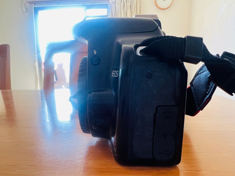 kissx2（カメラ）の商品画像 - 査定依頼日：2025年10月17日 - 最高査定価格：8,000円