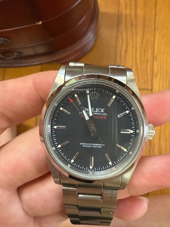 ロレックス ミルガウス （高級時計）の商品画像 - 査定依頼日：2025年8月10日 - 最高査定価格：3,200,000円