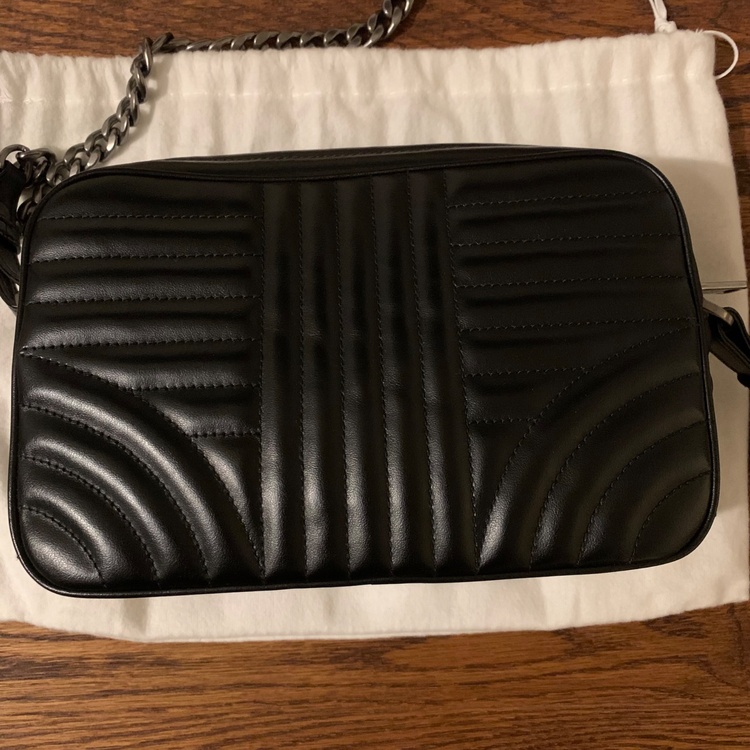 プラダ  （ブランドバッグ）の商品画像 - 査定依頼日：2026年2月8日 - 最高査定価格：110,000円