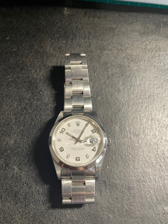 ロレックス パーペチュアルデイト 15200（高級時計）の商品画像 - 査定依頼日：2025年4月22日 - 最高査定価格：550,000円