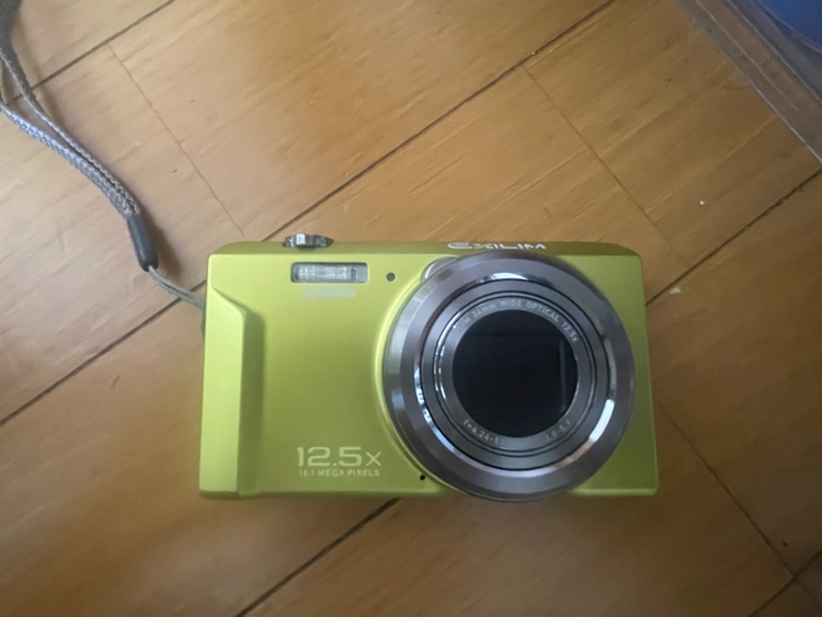 CASIO EXLIM EX-ZS150（カメラ）の商品画像 - 査定依頼日：2026年5月13日 - 最高査定価格：6,000円