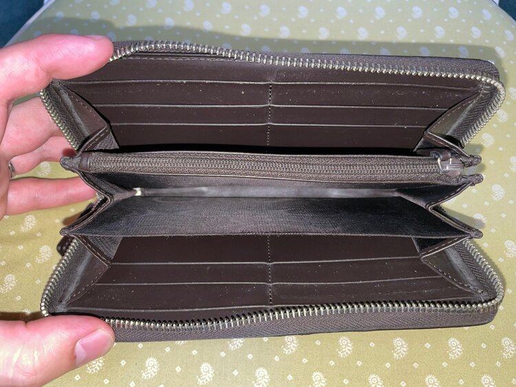 グッチ  （ブランドバッグ）の商品画像 - 査定依頼日：2025年5月28日 - 最高査定価格：30,000円