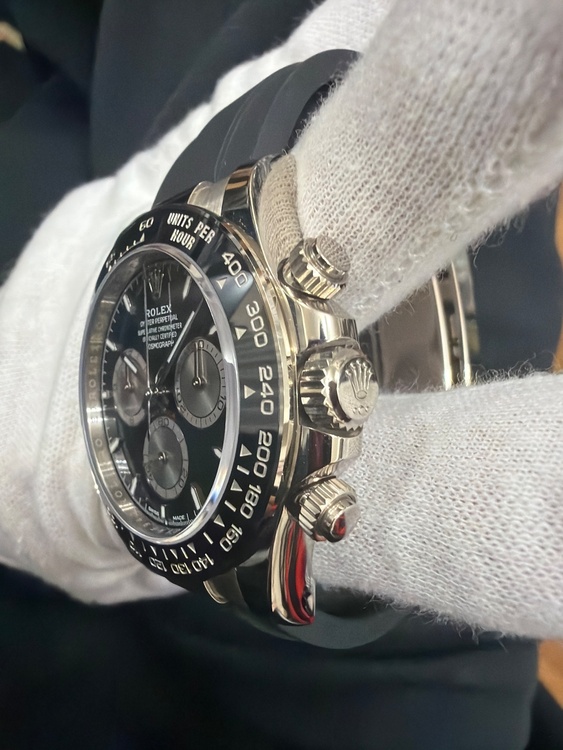 デイトナ（高級時計）の商品画像 - 査定依頼日：2026年1月4日 - 最高査定価格：7,000,000円