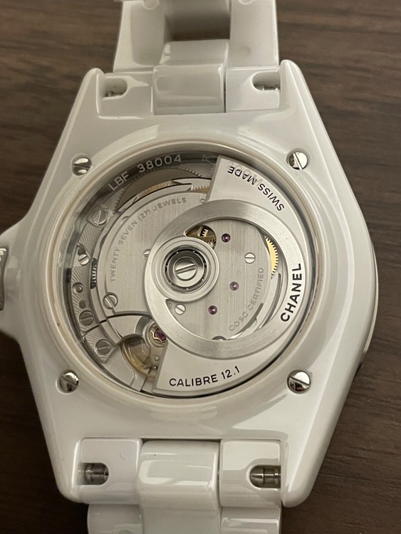 シャネル J12 H6186（高級時計）の商品画像 - 査定依頼日：2025年6月9日 - 最高査定価格：530,000円