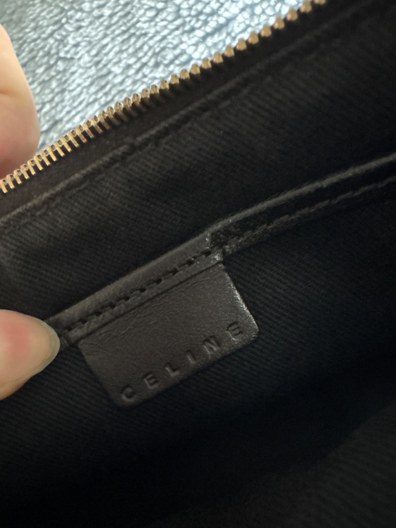 セリーヌ  （ブランドバッグ）の商品画像 - 査定依頼日：2025年12月30日 - 最高査定価格：20,000円