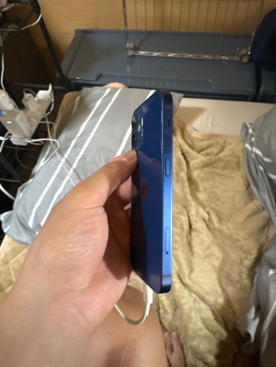 iPhone 12 mini 64GB SIMフリー（スマホ）の商品画像 - 査定依頼日：2026年1月18日 - 最高査定価格：21,000円