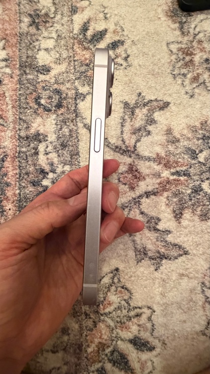 iPhone iPhone 14 256GB SIMフリー（スマホ）の商品画像 - 査定依頼日：2026年5月30日 - 最高査定価格：55,000円