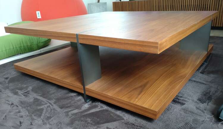 ローテーブル（家具・寝具）の商品画像 - 査定依頼日：2025年4月4日 - 最高査定価格：6,000円