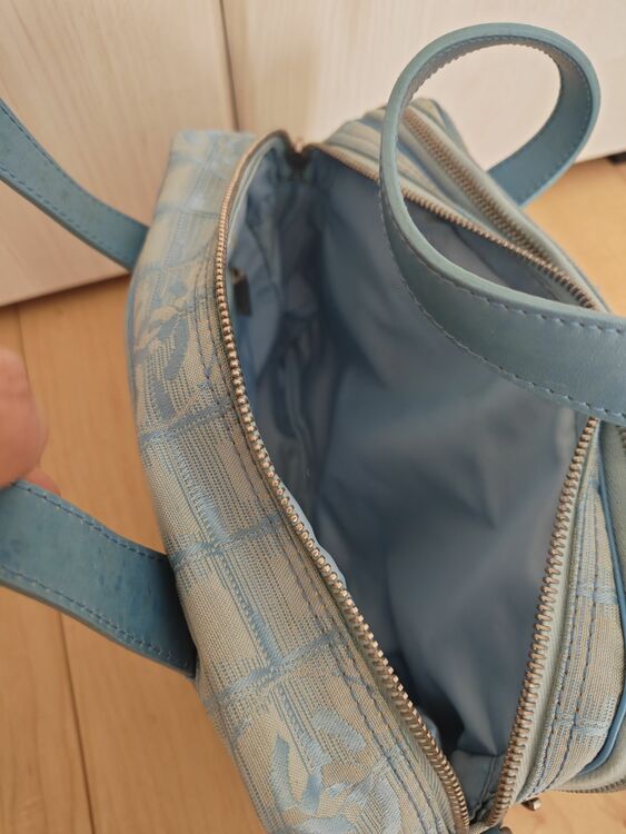 トラベルライン（ブランドバッグ）の商品画像 - 査定依頼日：2025年8月28日 - 最高査定価格：10,000円