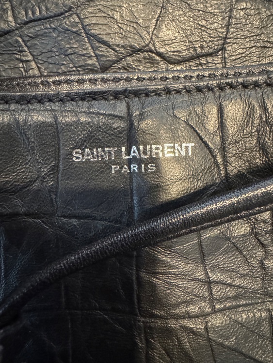 GNR421943・0216（ブランドバッグ）の商品画像 - 査定依頼日：2025年10月10日 - 最高査定価格：90,000円