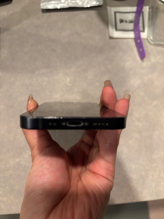 iPhone12mini（スマホ）の商品画像 - 査定依頼日：2026年9月26日 - 最高査定価格：18,000円