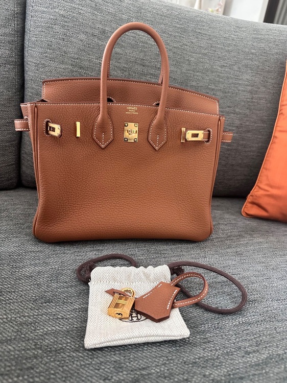 エルメス バーキン （ブランドバッグ）の商品画像 - 査定依頼日：2025年7月12日 - 最高査定価格：2,350,000円