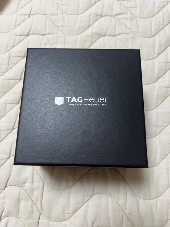 タグホイヤー カレラ ホイヤー01クロノグラフ　CAR2A5（高級時計）の商品画像 - 査定依頼日：2025年8月14日 - 最高査定価格：550,000円