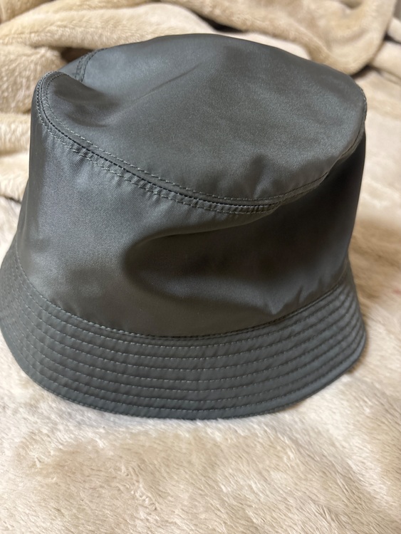 プラダ  （ブランドバッグ）の商品画像 - 査定依頼日：2025年11月26日 - 最高査定価格：35,000円