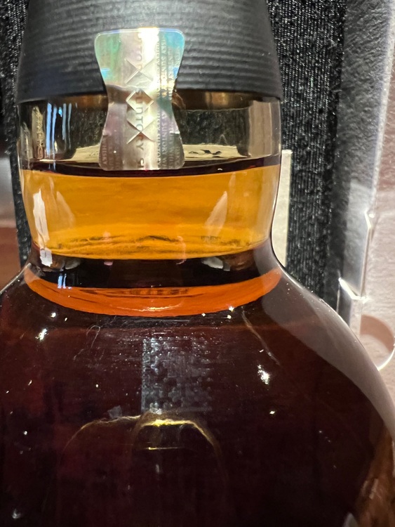 サントリー山崎25年（お酒）の商品画像 - 査定依頼日：2025年10月10日 - 最高査定価格：800,000円