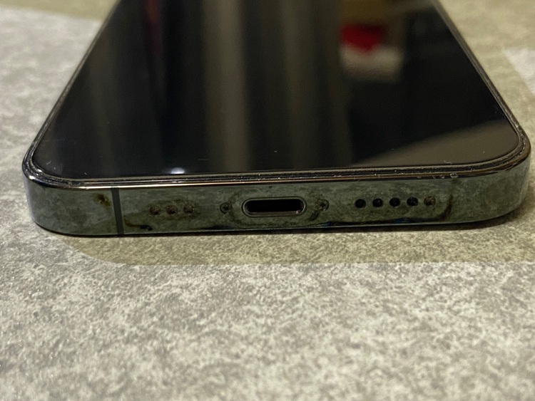 iPhone13Pro256GB（スマホ）の商品画像 - 査定依頼日：2025年9月11日 - 最高査定価格：30,000円