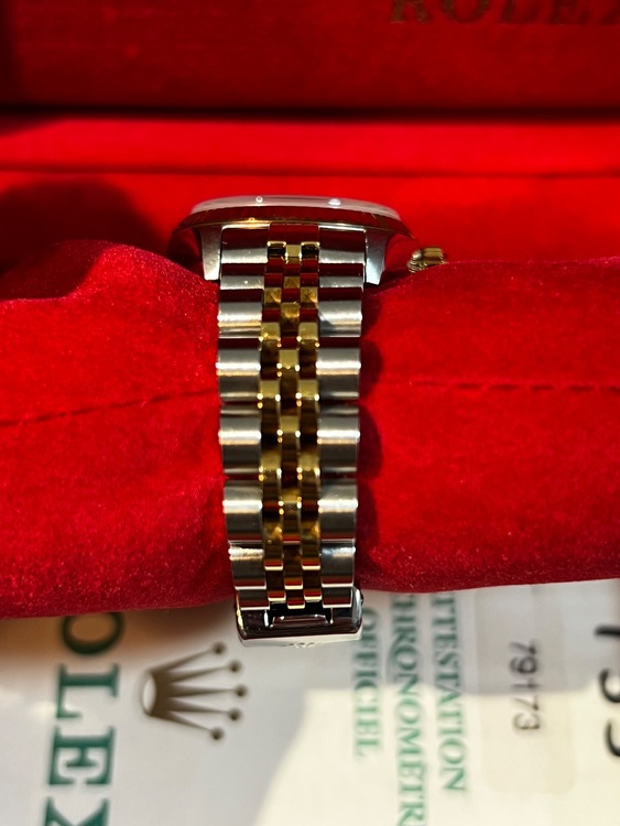 デイトジャスト（高級時計）の商品画像 - 査定依頼日：2025年10月30日 - 最高査定価格：750,000円