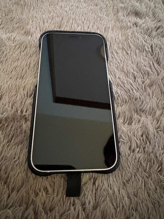 iPhone 12 mini 64GB Softbank（スマホ）の商品画像 - 査定依頼日：2026年4月10日 - 最高査定価格：20,000円