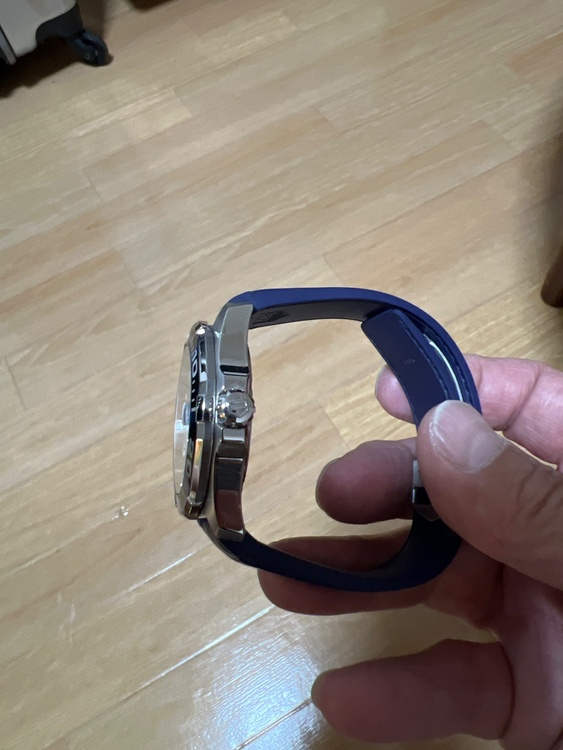 タグホイヤー アクアレーサー （高級時計）の商品画像 - 査定依頼日：2026年4月11日 - 最高査定価格：200,000円