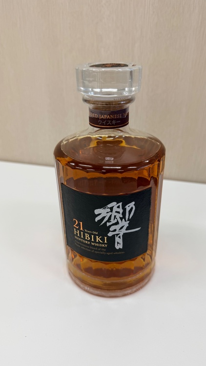 響21年 700ml（お酒）の商品画像 - 査定依頼日：2026年8月1日 - 最高査定価格：72,000円