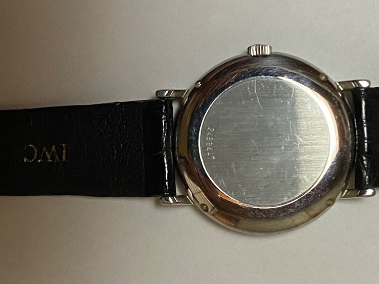 IWCポートフィノ（高級時計）の商品画像 - 査定依頼日：2025年9月12日 - 最高査定価格：100,000円