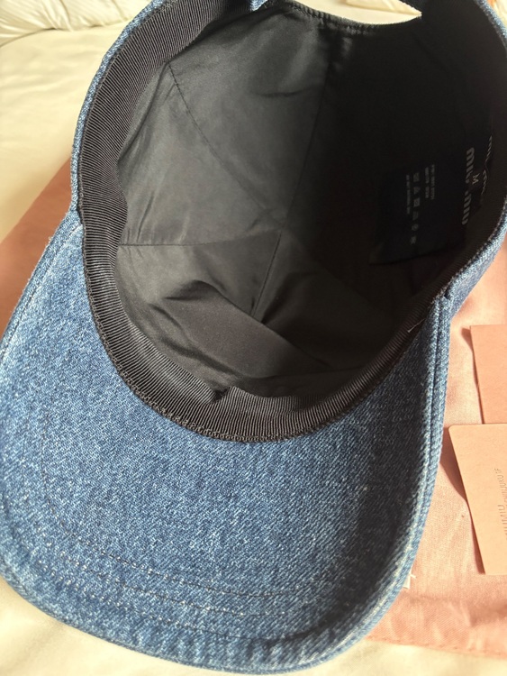 デニムキャップ（ブランド財布・小物）の商品画像 - 査定依頼日：2025年6月25日 - 最高査定価格：30,000円