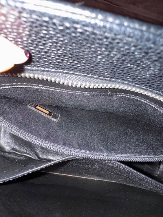 復刻トート（ブランドバッグ）の商品画像 - 査定依頼日：2026年3月24日 - 最高査定価格：185,000円