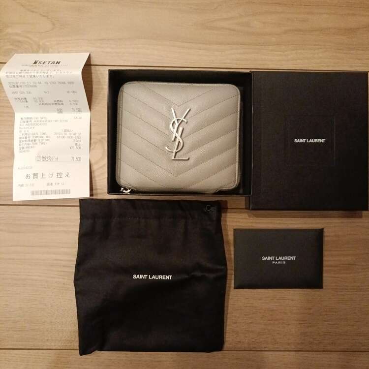 582112 BOWA2 1723（ブランド財布・小物）の商品画像 - 査定依頼日：2025年5月22日 - 最高査定価格：26,000円