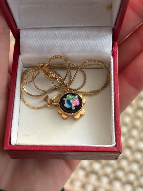 ネックレス（金・貴金属）の商品画像 - 査定依頼日：2026年2月16日 - 最高査定価格：2,000円