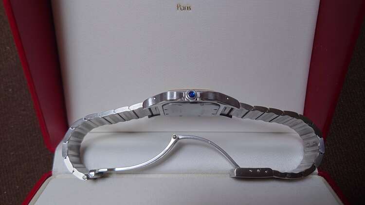 カルティエ サントス W20011C4（高級時計）の商品画像 - 査定依頼日：2025年5月20日 - 最高査定価格：600,000円