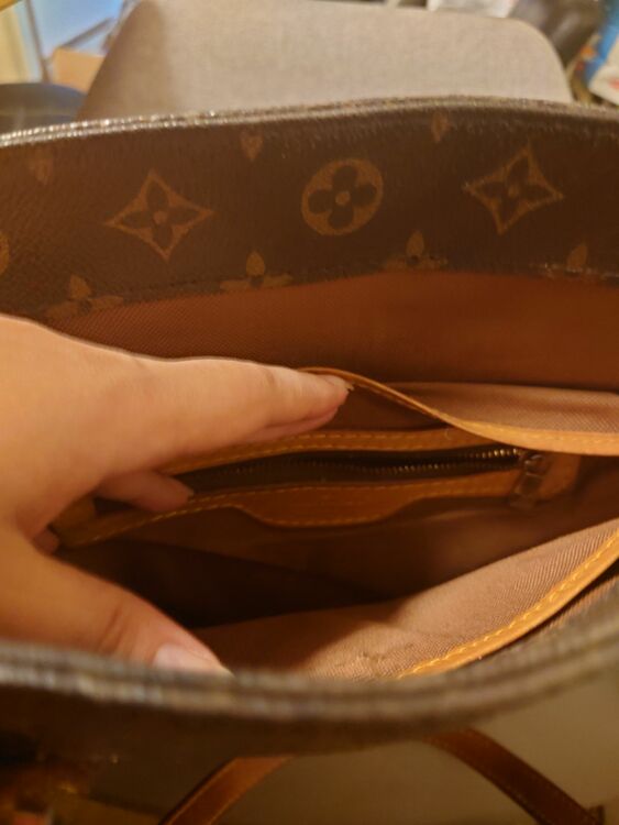 トートバッグ（ブランドバッグ）の商品画像 - 査定依頼日：2025年9月19日 - 最高査定価格：50,000円