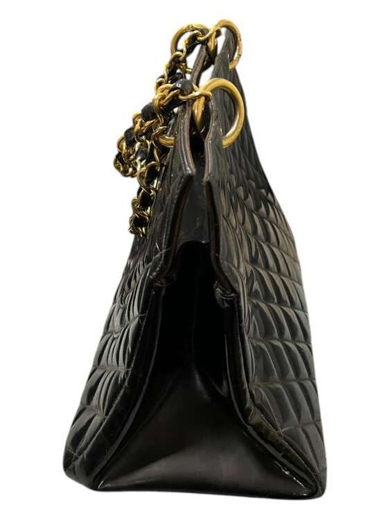 マトラッセ チェーンショルダー （ブランドバッグ）の商品画像 - 査定依頼日：2024年12月21日 - 最高査定価格：60,000円