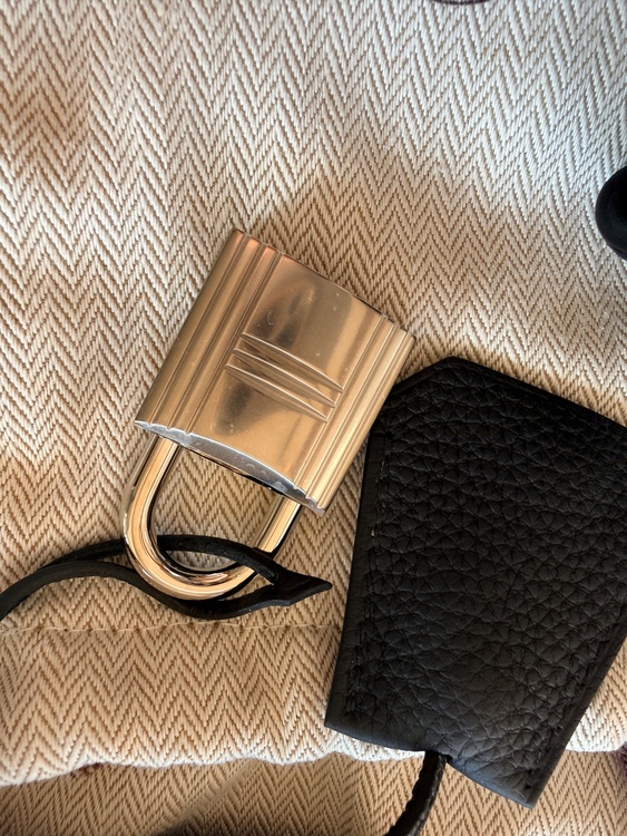 マキシケリー42（ブランドバッグ）の商品画像 - 査定依頼日：2026年2月20日 - 最高査定価格：2,400,000円