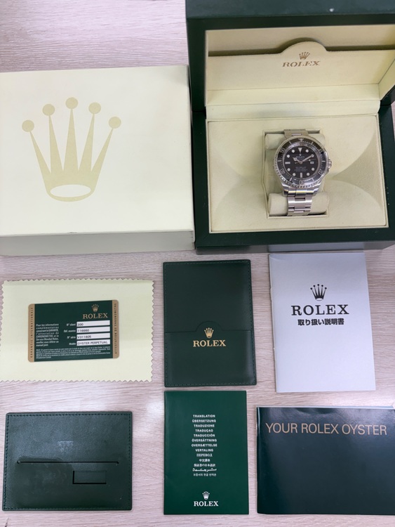 ロレックス シードゥエラー 116660（高級時計）の商品画像 - 査定依頼日：2025年10月8日 - 最高査定価格：1,500,000円