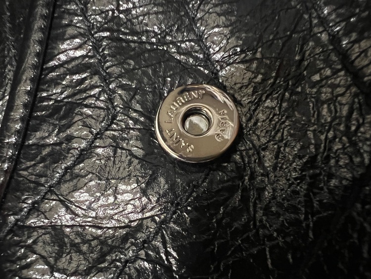 イブサンローラン  （ブランドバッグ）の商品画像 - 査定依頼日：2025年9月13日 - 最高査定価格：220,000円