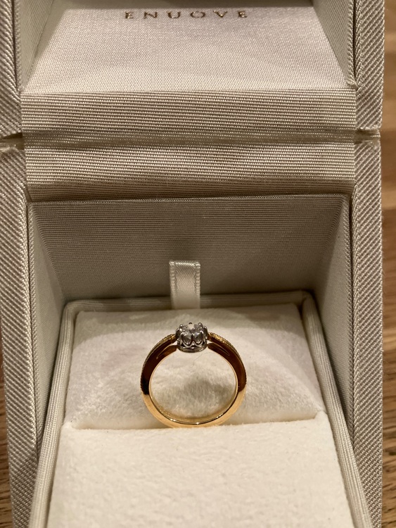 ENUOVE ダイヤモンドリング（宝石）の商品画像 - 査定依頼日：2025年9月9日 - 最高査定価格：200,000円