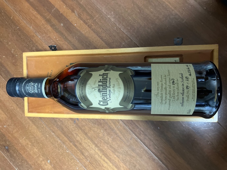 ウイスキー グレンフィディック （お酒）の商品画像 - 査定依頼日：2025年12月29日 - 最高査定価格：220,000円