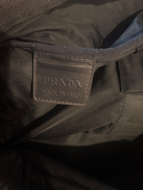 プラダ  （ブランドバッグ）の商品画像 - 査定依頼日：2026年4月21日 - 最高査定価格：30,000円